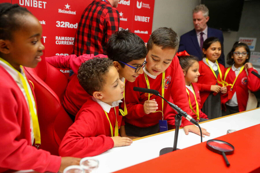 newswise-pupils-press-conference-middlesbrough.jpg